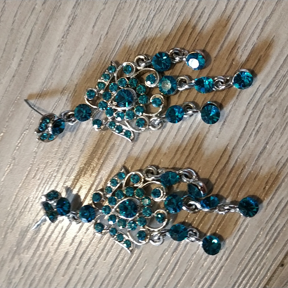 Sparkling Blue chandelier Crystal drop style dangle earrings